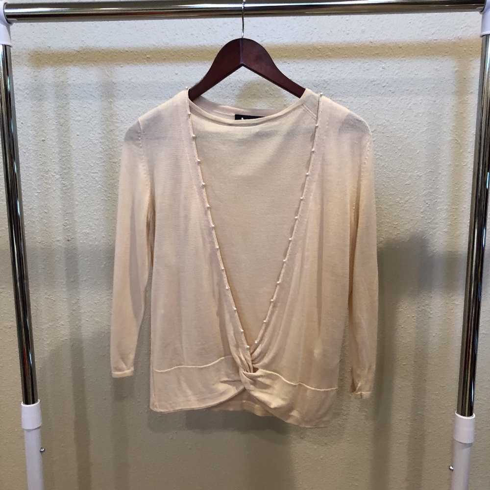 Aquascutum cream pearl shirt and cardigan